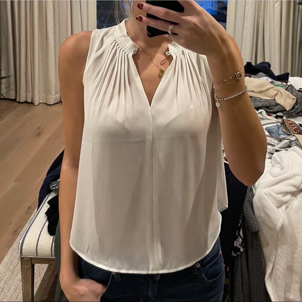 White banana republic blouse